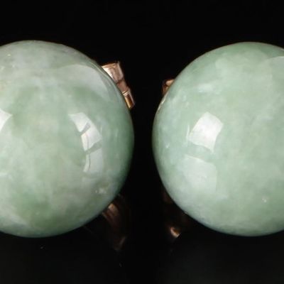 Sale Photo Thumbnail #5: 14K YELLOW GOLD NEPHRITE STUD LADIES EARRINGS