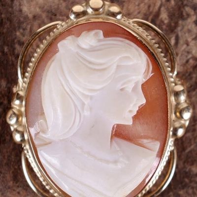 Sale Photo Thumbnail #33: 14K YELLOW GOLD ORNATE CAMEO BROOCH/PENDANT