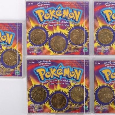 Sale Photo Thumbnail #323: HASBRO POKEMON BATTLING COIN GAME 3-COIN SETS