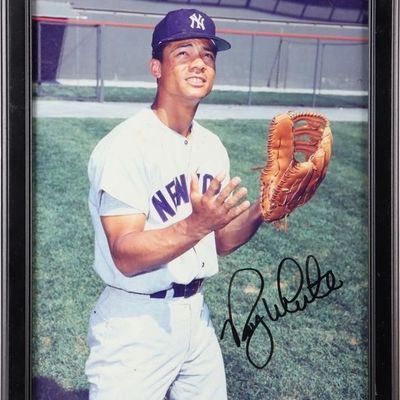 Sale Photo Thumbnail #8: NYY ROY WHITE AUTOGRAPHED FRAMED PHOTO