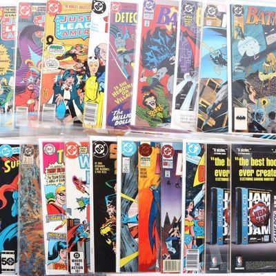 Sale Photo Thumbnail #436: ASSORTED BRONZE/ MODERN AGE DC COMICS - (27)