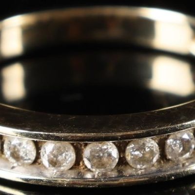 Sale Photo Thumbnail #26: VINTAGE 10K YELLOW GOLD LADIES RING W/ 11 DIAMONDS