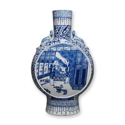 Sale Photo Thumbnail #286: Chinese Blue and White Moon Flask-Shaped Porcelain Vase