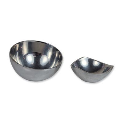 Sale Photo Thumbnail #472: 2pc Nambe Alloy Tri-Corner Graduated Serving Bowls