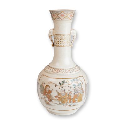 Sale Photo Thumbnail #48: Japanese Satsuma Ducks and Boys Motif Vase