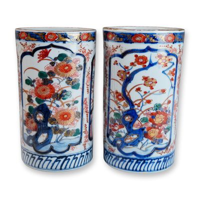 Sale Photo Thumbnail #44: Pair of 19th Century Japanese Imari Vases