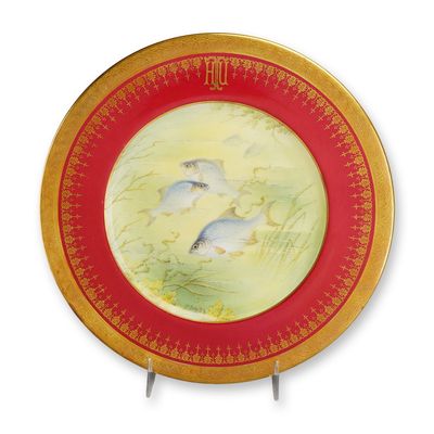 Sale Photo Thumbnail #389: Coalport Porcelain Cabinet Plate with Hand-Painted Fish Study