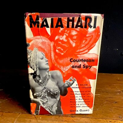 1930. Coulson, Major Thomas. Mata Hari: Courtesan and Spy. Blue Ribbon Books. (DJ)