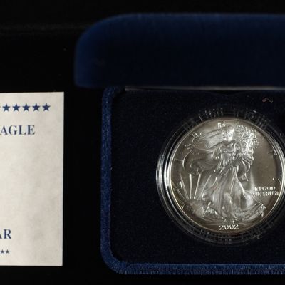 Sale Photo Thumbnail #302: 2002 AMERICAN SILVER EAGLE