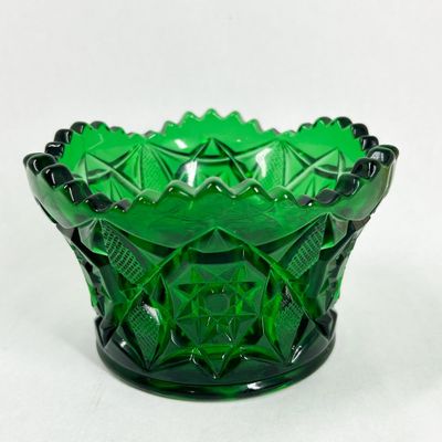 Sale Photo Thumbnail #443: MOSSER PRESSED EMERALD GREEN GLASS BOWL