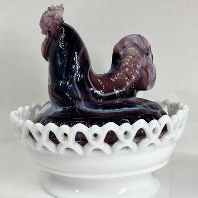 IMPERIAL GLASS PURPLE SLAG ROOSTER