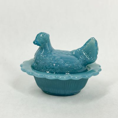 Sale Photo Thumbnail #438: MOSSER GLASS TURQUOISE HEN ON NEST