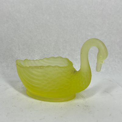 FROSTED URANIUM GLASS SWAN SALT