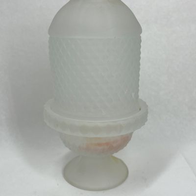 VIKING FROSTED GLASS DIAMOND POINT FAIRY LAMP