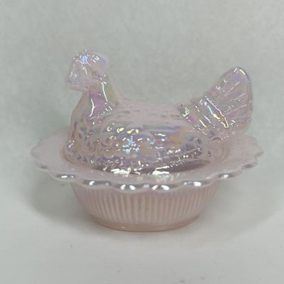 Sale Photo Thumbnail #165: MOSSER PINK IRIDESCENT GLASS MINIATURE HEN ON NEST