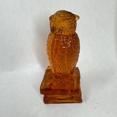 Sale Photo Thumbnail #322: BOYD AMBER GLASS OWL FIGURINE