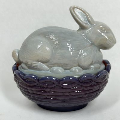 Sale Photo Thumbnail #191: MOSSER MARRIED BUNNY ON NEST