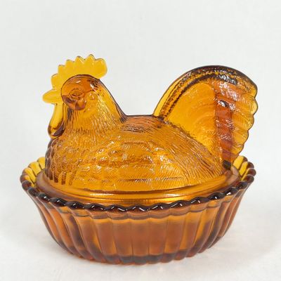 Sale Photo Thumbnail #440: MOSSER GLASS AMBER HEN ON NEST, MID-20th CENTURY