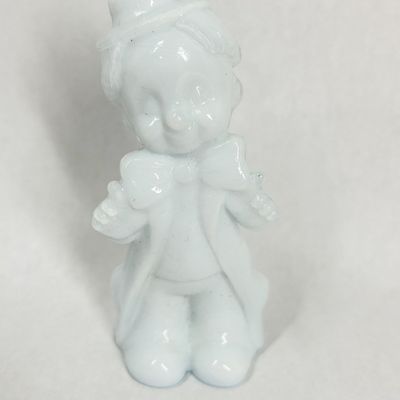 Sale Photo Thumbnail #341: BOYD MILK GLASS CHUCKLES FIGURINE