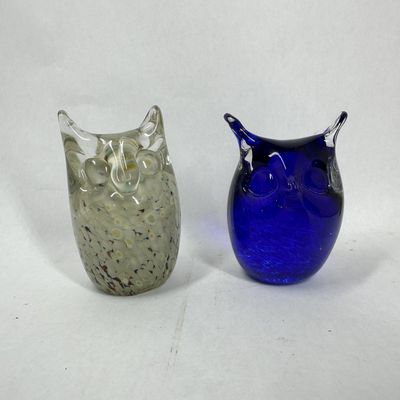 Sale Photo Thumbnail #327: TWO ART GLASS OWL FIGURINES