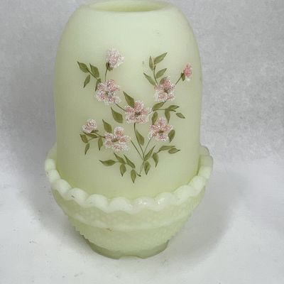 FENTON L EMERSON HP CUSTARD GLASS FAIRY LAMP
