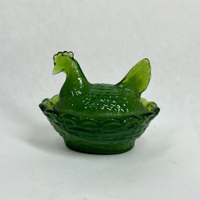 Sale Photo Thumbnail #150: BOYD GREEN GLASS MINIATURE HEN ON NEST