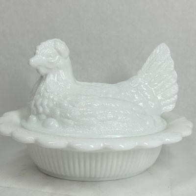 Sale Photo Thumbnail #198: MOSSER MILK GLASS HEN ON NEST