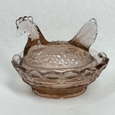 Sale Photo Thumbnail #148: BOYD MINIATURE LAVENDER GLASS HEN-ON-NEST