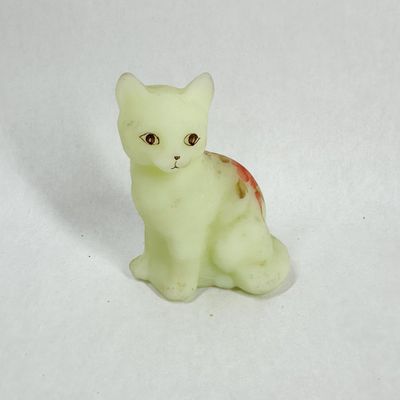 Sale Photo Thumbnail #428: FENTON HAND PAINTED CUSTARD SATIN GLASS CAT