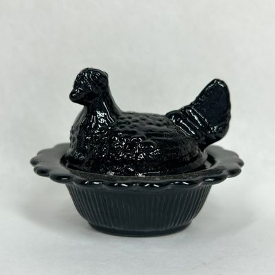 Sale Photo Thumbnail #157: MOSSER MINIATURE BLACK GLASS HEN ON NEST