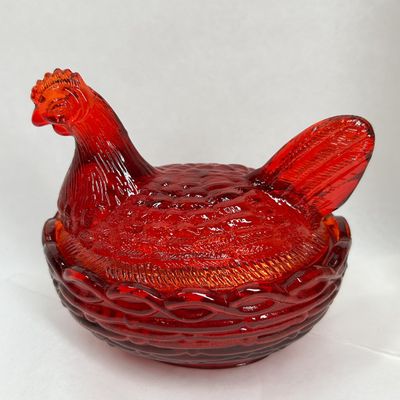 Sale Photo Thumbnail #103: MOSSER AMBERINA GLASS HEN ON NEST