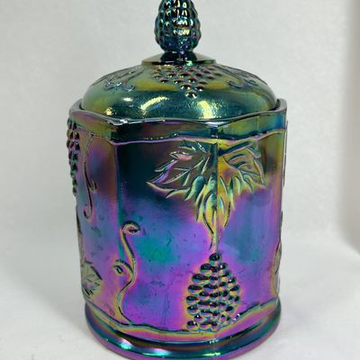 Sale Photo Thumbnail #233: CARNIVAL GLASS HARVEST GRAPE HUMIDOR