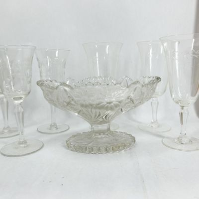 Sale Photo Thumbnail #474: CAMBRIDGE GROUP OF ETCHED AND PRESSED GLASSWARE