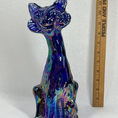 FENTON IRIDESCENT CARNIVAL GLASS ALLEY CAT