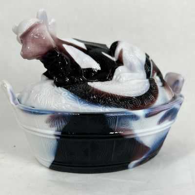 Sale Photo Thumbnail #209: PURPLE SLAG GLASS RECLINING COW DISH