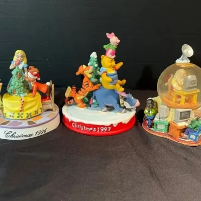 Christmas Snow Globe Music Box & Limited Edition Christmas collection 1996, 1997 