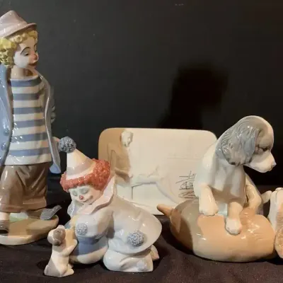 3 Lladro: Clowns, Puppy &  Plaque (7602, 5278, 386)