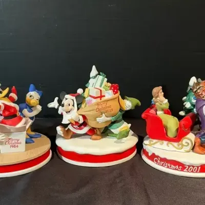 The Disney Collection Limited Edition Christmas 1984, 1985, 2001
