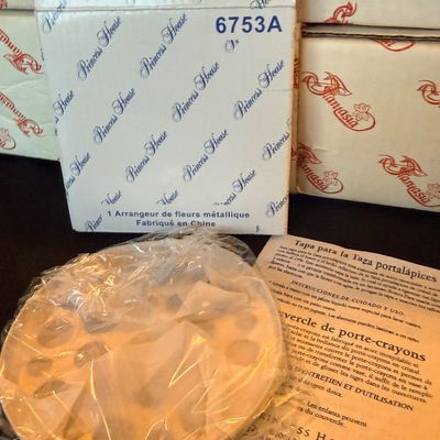 Princess House metallic flower arranger insert, model 6753A, complete in its original box with instruction sheet.