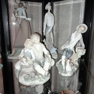 Sale Photo Thumbnail #46