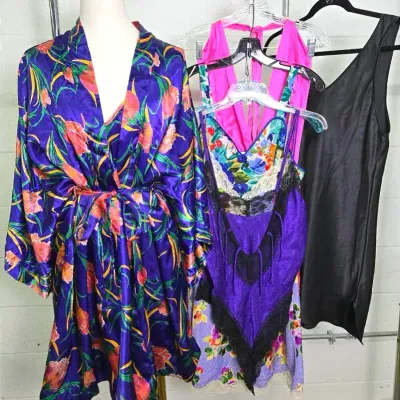Vintage Victorias Secret & Val Mode Lingerie - Size L