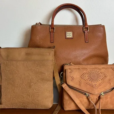 Dooney & Bourke & More Leather/Faux Leather Handbags 