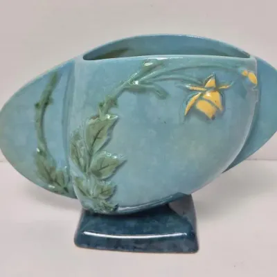 Vintage Roseville "Wincraft" Art Pottery Vase 241-6