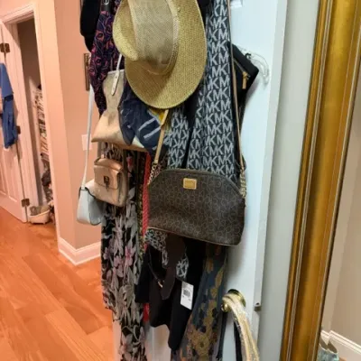 Sale Photo Thumbnail #124