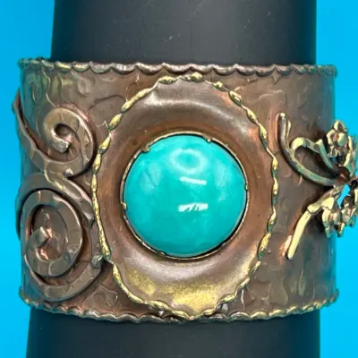 Sale Photo Thumbnail #284