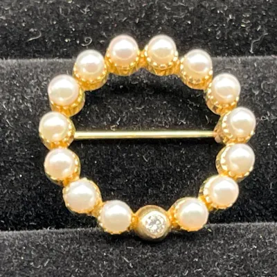  AVON 10K Pearls & Diamonds Circle Brooch
