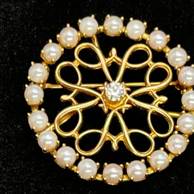 Avon 14K Gold Pearl & Diamond Brooch
