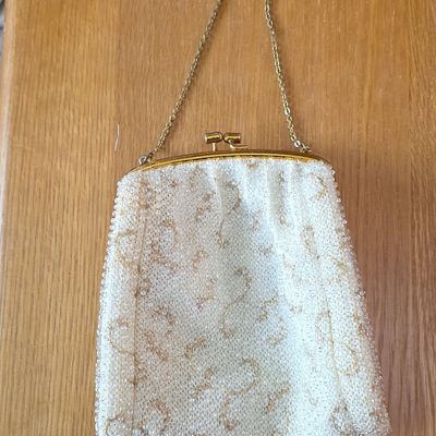Sale Photo Thumbnail #114: Vintage Beaded Evening Bag with Chain Handle