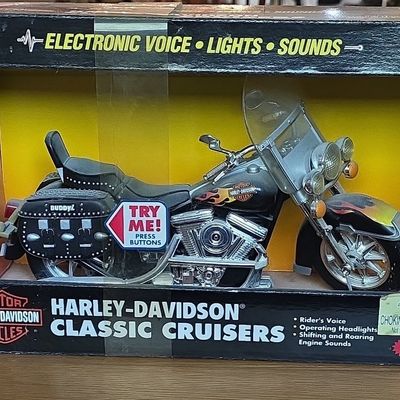 Sale Photo Thumbnail #138: Buddy L Harley-Davidson Classic Cruiser Motorcycle #5606V