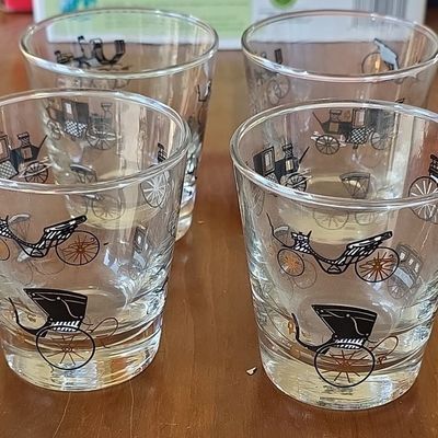 Sale Photo Thumbnail #122: Vintage Libbey Curio Collection Horseless Carriage/Buggy Glasses